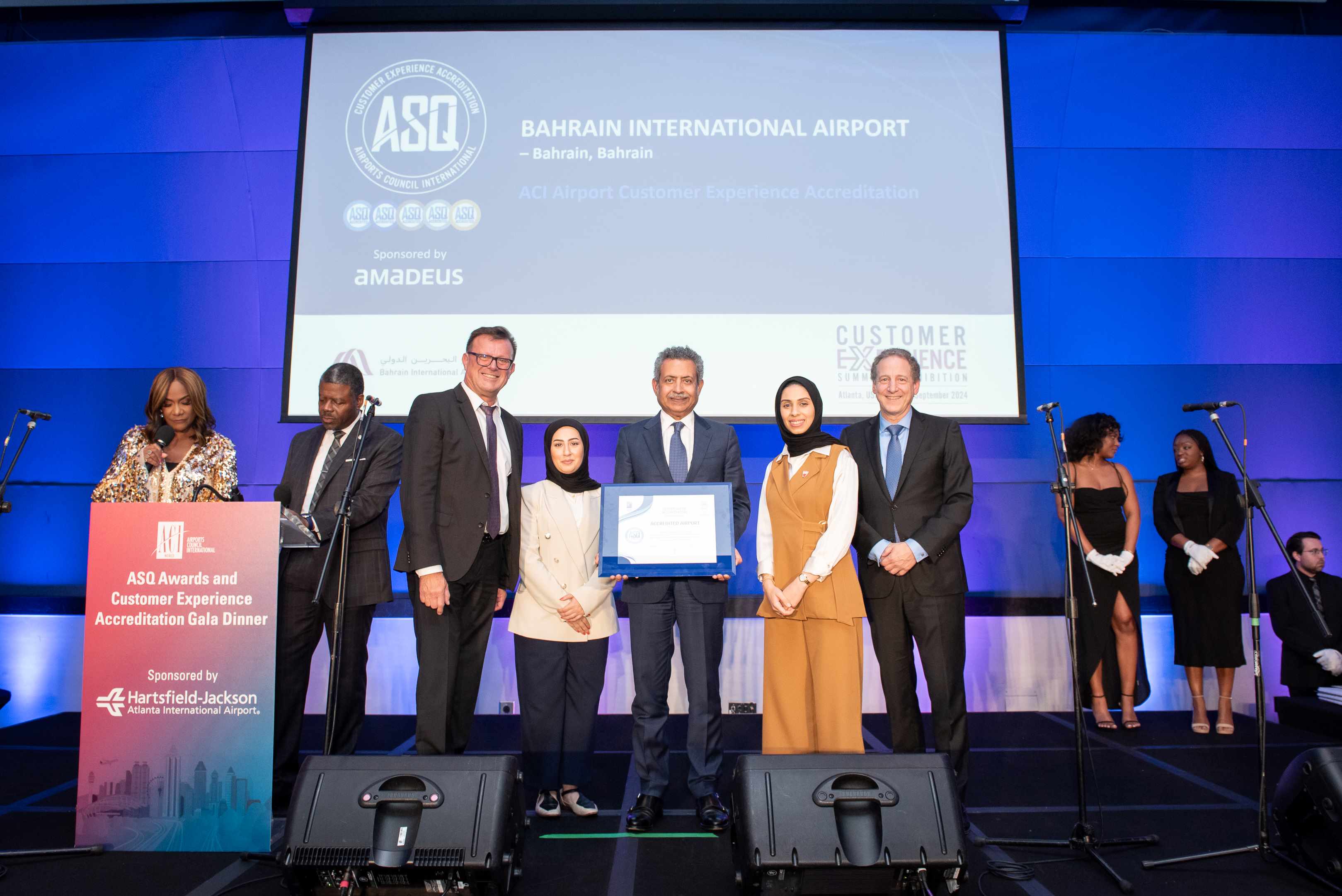 مطار البحرين الدولي من أوائل المطارات في منطقة الشرق الأوسط يحصل على شهادة الاعتماد للتميز في تجربة العملاء من المستوى الرابع من مجلس المطارات الدولي