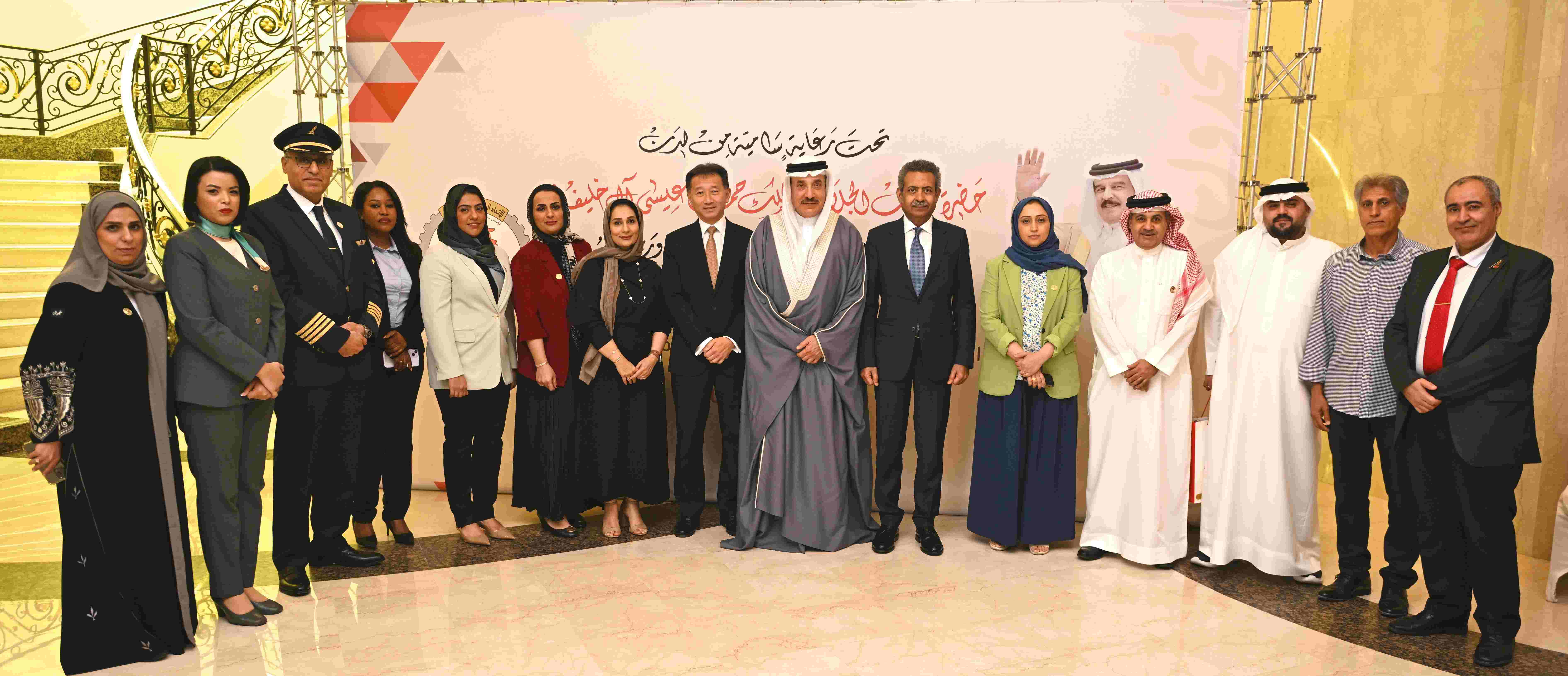 مجموعة طيران الخليج تحتفي بكوكبة من موظفيها المتميزين في يوم العمال العالمي